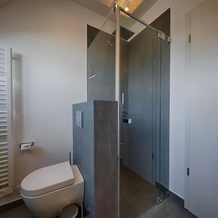 Сasa de vacaciones Reetland Am - Premium Reetdachvilla Mit 3 Schlafzimmern, Sauna Und Kamin F23 *