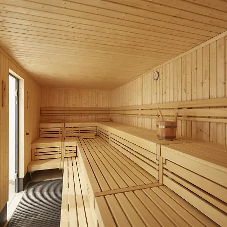 Reetland Am - Premium Reetdachvilla Mit 3 Schlafzimmern, Sauna Und Kamin F23 * Dranske