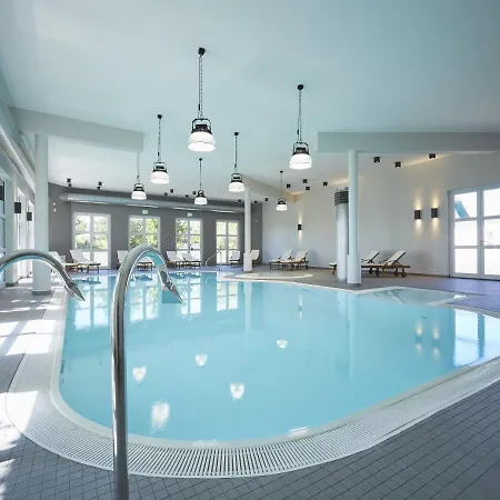Reetland Am - Premium Reetdachvilla Mit 3 Schlafzimmern, Sauna Und Kamin F23 Holiday home Dranske